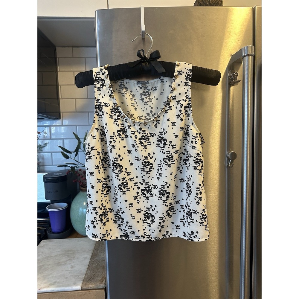 Charlotte Russe Skull And Grommet Sleeveless Cropped Top SzM Y2K Punk Gunge Cute